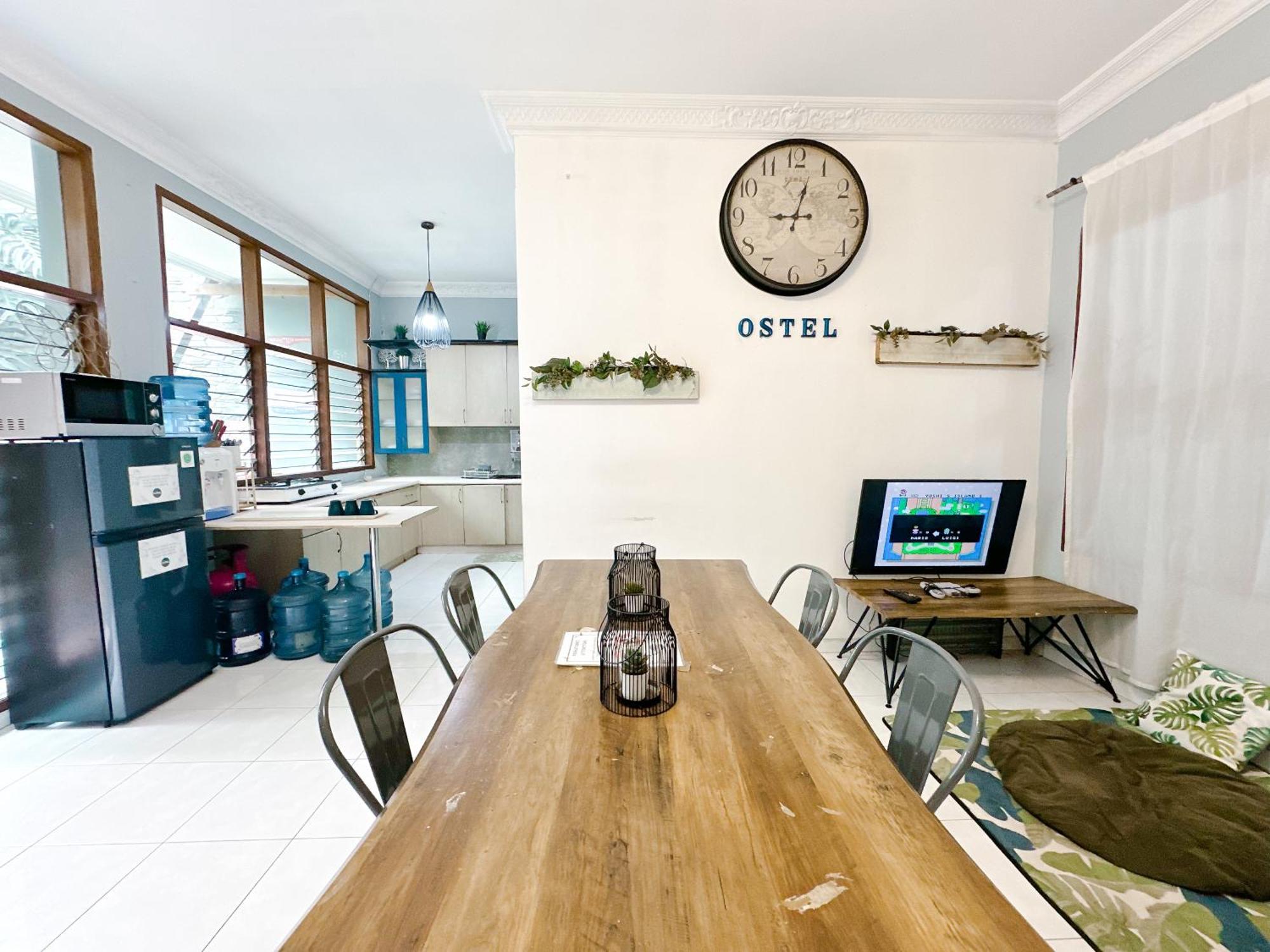 Ostel By Ostic Hostel Bandung Exterior photo