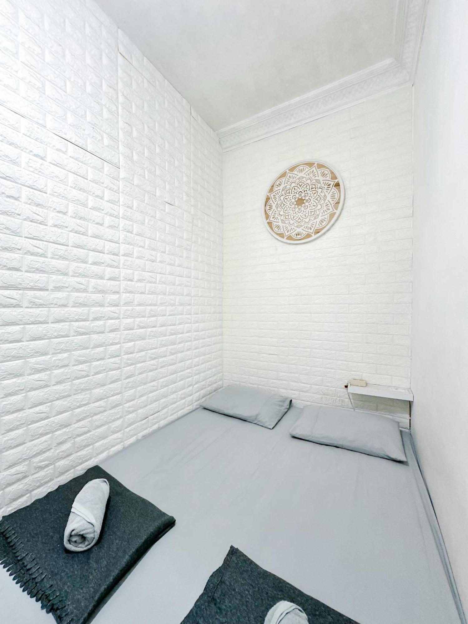 Ostel By Ostic Hostel Bandung Exterior photo