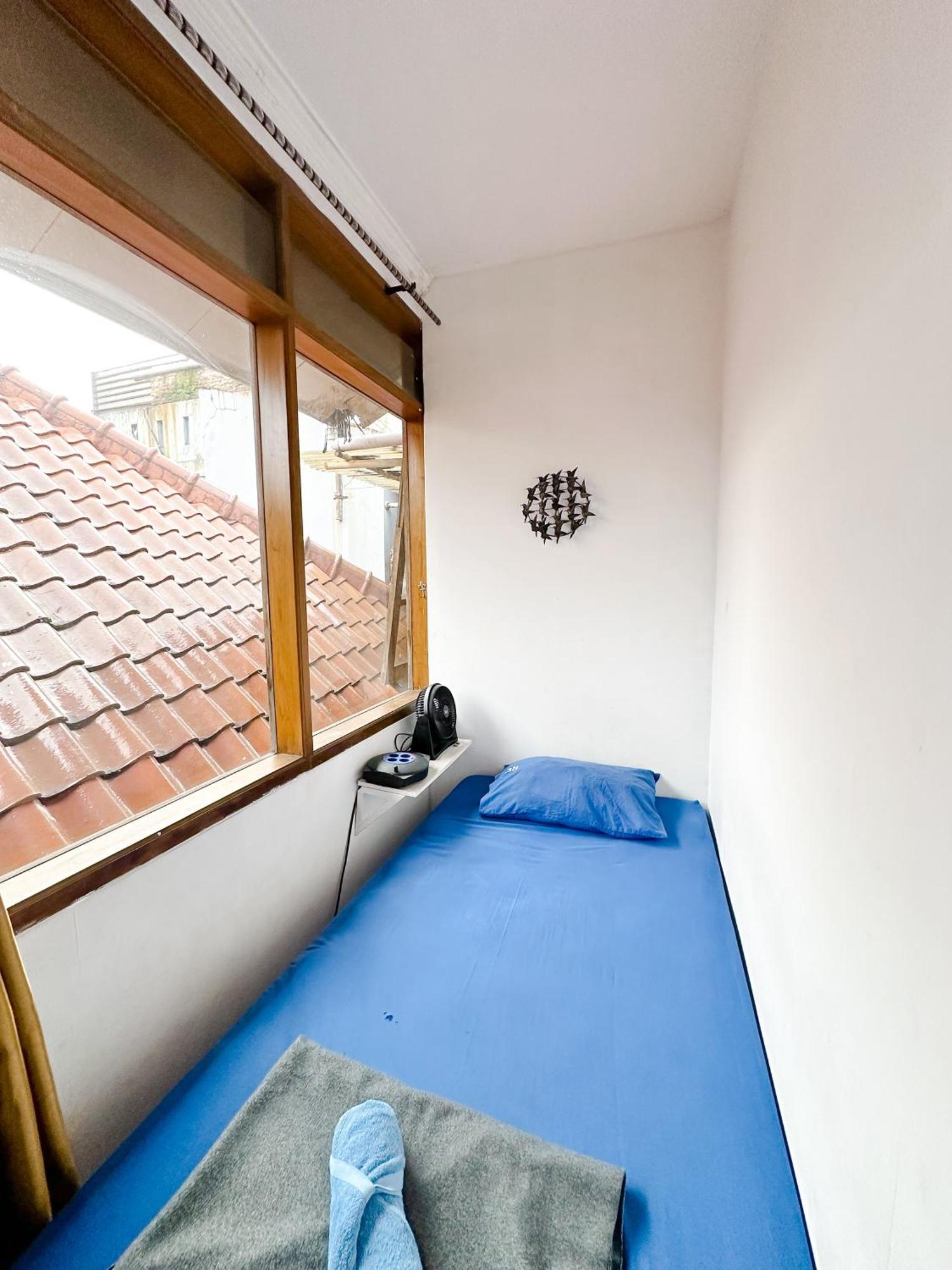 Ostel By Ostic Hostel Bandung Exterior photo